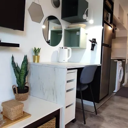 Apartment Manhattan Climatise Balcon Ensoleille Parking Nord Montpellier