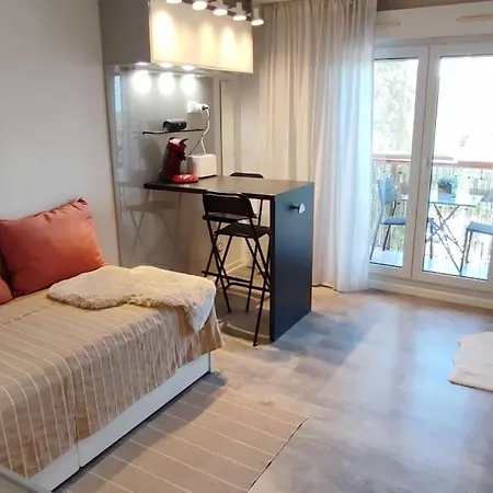 Manhattan Climatise Balcon Ensoleille Parking Nord Montpellier